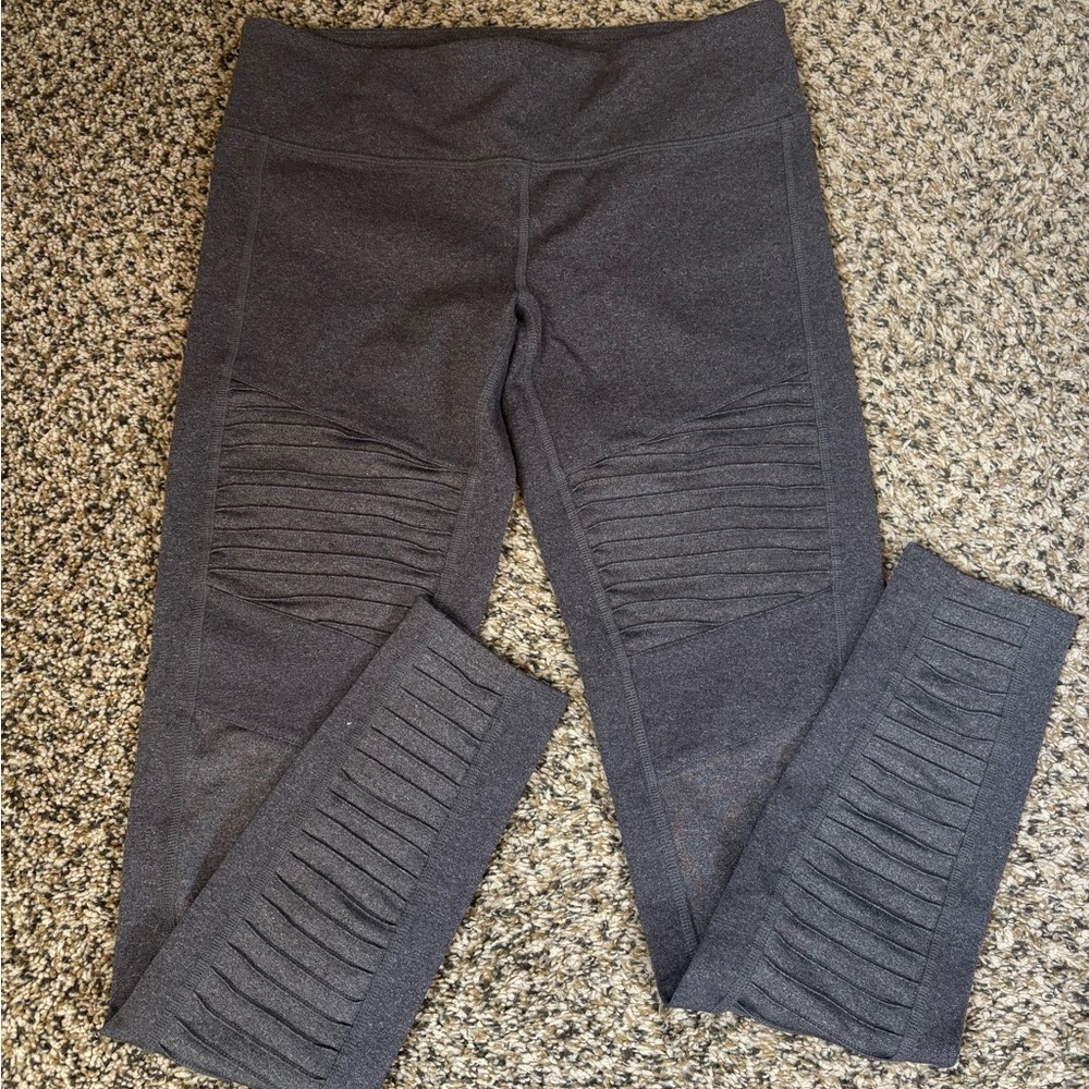 ALO Yoga Moto Leggings